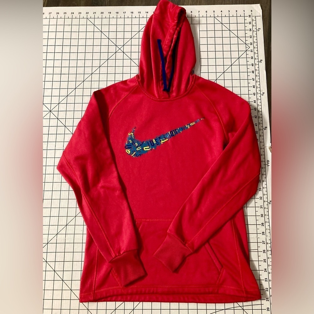 Nike Men’s Size Small Red Therma-Fit‎ Hoodie